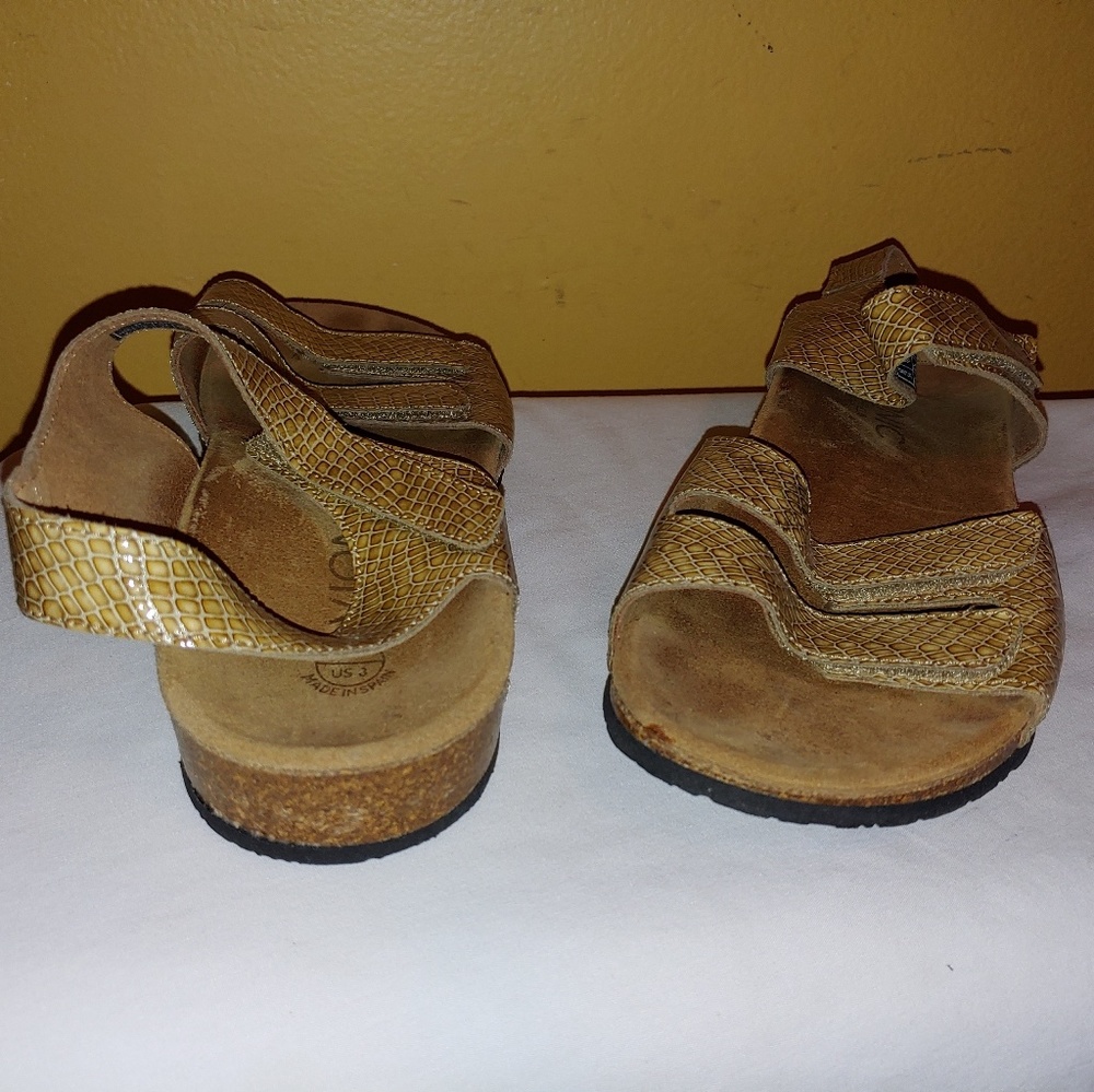 Vionic w/Orthaheel Technology Womens Sandals Sz 8